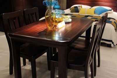 實木桌椅的選擇與使用方法，你要知道這幾點