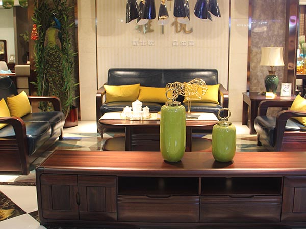 山東實(shí)木家具